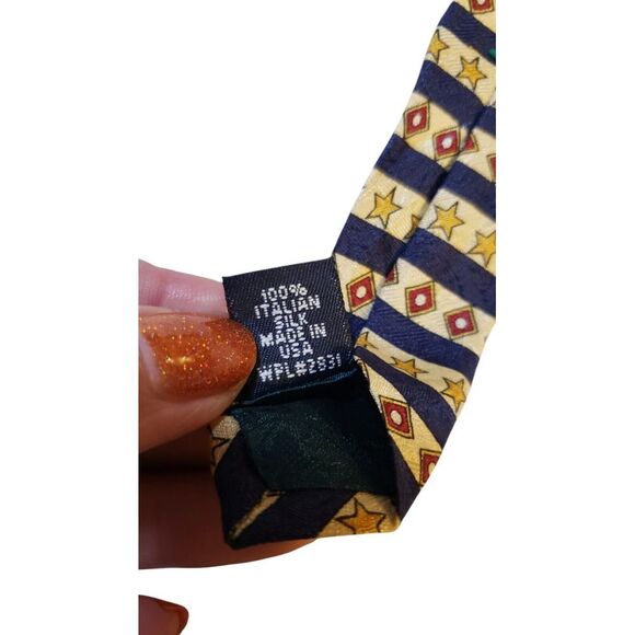Tommy Hilfiger Neck Tie Mens Cream Blue Red Diamonds Stars Italian Silk Business - Picture 9 of 12